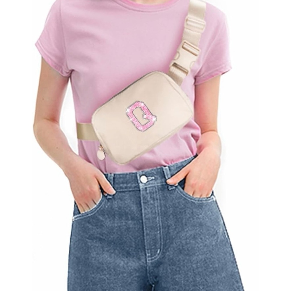 Uygafly Cream Belt Bag - Waterproof Nylon, Adjustable Strap, Letter Q initial - Picture 2 of 8
